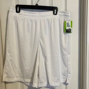 NWT Mens XL White Mesh Shorts DSG